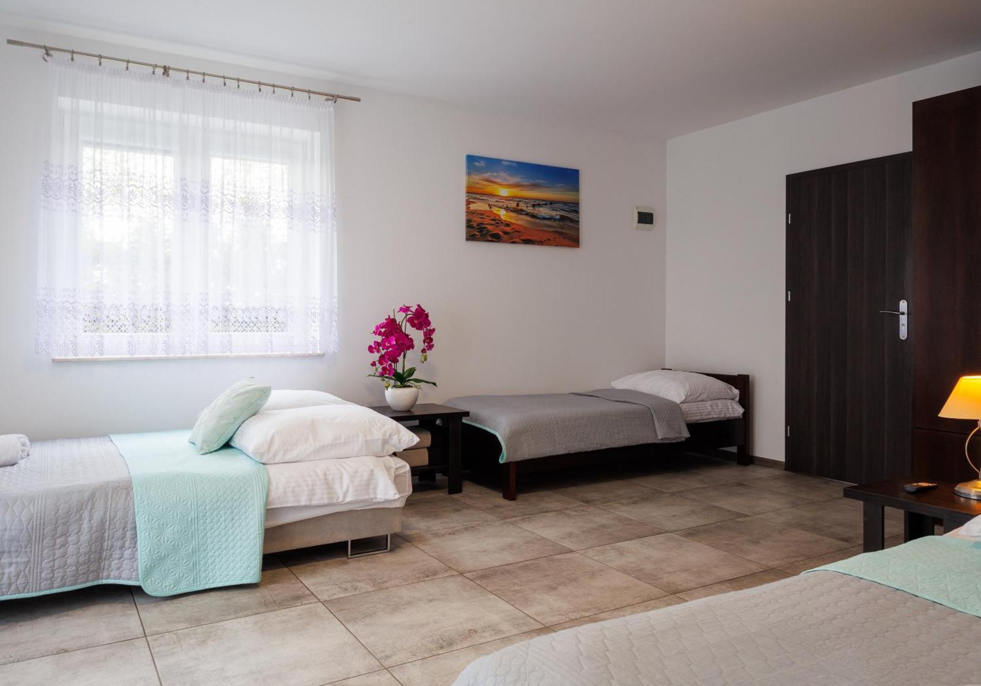 Pokoje Goscinne Lawendowy Dwor Mikoszewo Zimmer foto